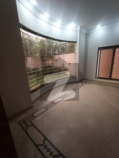 Independent Single Story 5 Bed House Available for Rent