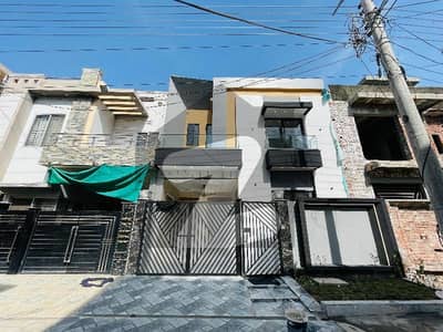 بسم اللہ ہاؤسنگ سکیم جی ٹی روڈ,لاہور میں 5 مرلہ Studio مکان 2.5 کروڑ میں برائے فروخت۔