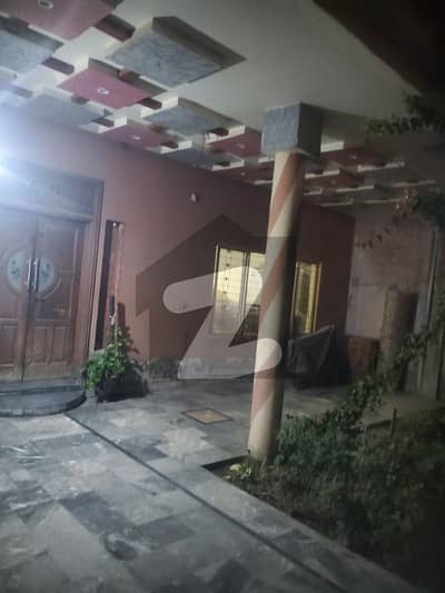 سبزہ زار سکیم لاہور میں 3 کمروں کا 1 کنال زیریں پورشن 70.0 ہزار میں کرایہ پر دستیاب ہے۔