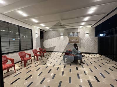 جوہر ٹاؤن فیز 2 جوہر ٹاؤن,لاہور میں 1 کنال Studio عمارت 6.0 لاکھ میں کرایہ پر دستیاب ہے۔