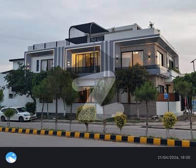 DESIGNER HOUSE CORNER DOUBLE ROAD