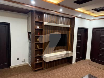 یونیورسٹی ٹاؤن پشاور میں 3 کمروں کا 6 مرلہ فلیٹ 1.75 کروڑ میں برائے فروخت۔