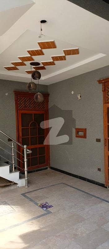 ایچ ۔ 13 اسلام آباد میں 7 کمروں کا 6 مرلہ مکان 2.45 کروڑ میں برائے فروخت۔