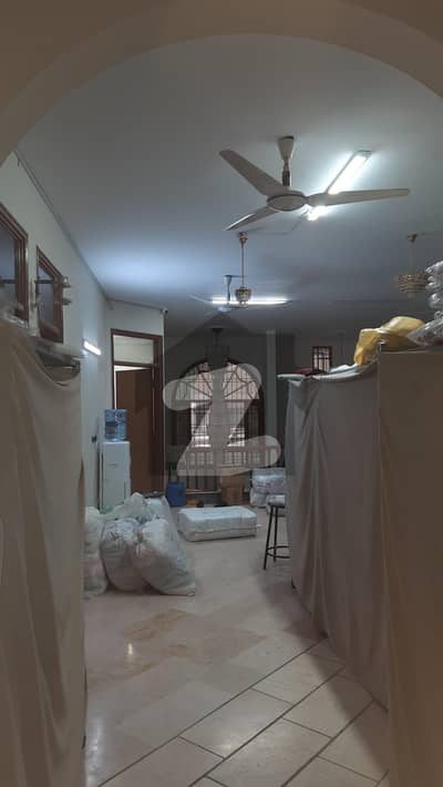 نارتھ ناظم آباد کراچی میں 5 کمروں کا 1 کنال مکان 12.0 کروڑ میں برائے فروخت۔