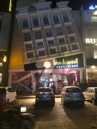 بحریہ ٹاؤن فیز 7 بحریہ ٹاؤن راولپنڈی,راولپنڈی میں 13 مرلہ Studio علاوہ 6.95 کروڑ میں برائے فروخت۔