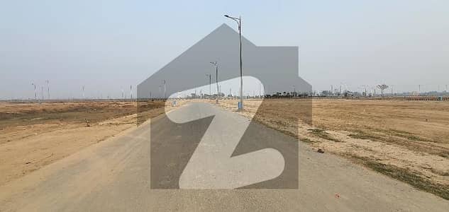 ڈی ایچ اے فیز9 پریزم - بلاک کے ڈی ایچ اے فیز9 پریزم,ڈی ایچ اے ڈیفینس,لاہور میں 1 کنال رہائشی پلاٹ 2.4 کروڑ میں برائے فروخت۔