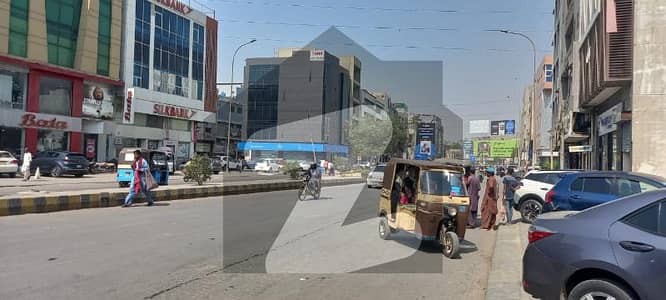 ڈی ایچ اے فیز 2 ایکسٹینشن ڈی ایچ اے ڈیفینس,کراچی میں 4 کمروں کا 2 مرلہ دکان 2.47 کروڑ میں برائے فروخت۔