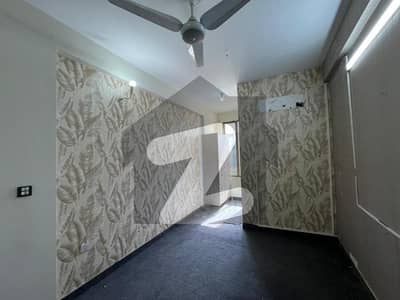 2 Rooms 800 Square Feet Office For Rent In G-13/3