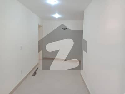 ایف ۔ 11 اسلام آباد میں 3 کمروں کا 1 کنال زیریں پورشن 1.8 لاکھ میں کرایہ پر دستیاب ہے۔