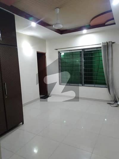 6 Marla Independent Flat Available On Rent In Faisal Town For Silent Office Or Bachelor