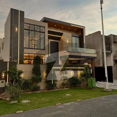 ڈی ایچ اے ڈیفینس فیز 5 ڈی ایچ اے ڈیفینس,اسلام آباد میں 5 کمروں کا 1 کنال مکان 2.5 لاکھ میں کرایہ پر دستیاب ہے۔