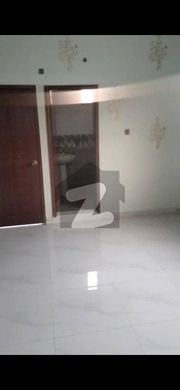 Upper Portion Spread Over 200 Square Yards In Federal B Area - Block 12 Available