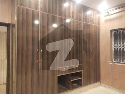 1 Kanal Upper Portion Available For Rent In Satellite Town