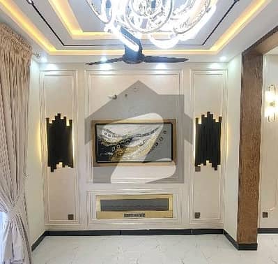 A Spacious 10 Marla House In Bahria Town - Sector E