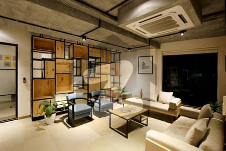 Flat For Sale In Rs. 13500000