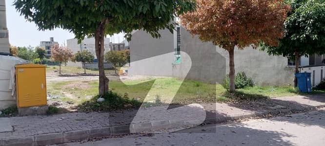 بحریہ انکلیو - سیکٹر این بحریہ انکلیو,بحریہ ٹاؤن,اسلام آباد میں 5 مرلہ رہائشی پلاٹ 1.05 کروڑ میں برائے فروخت۔