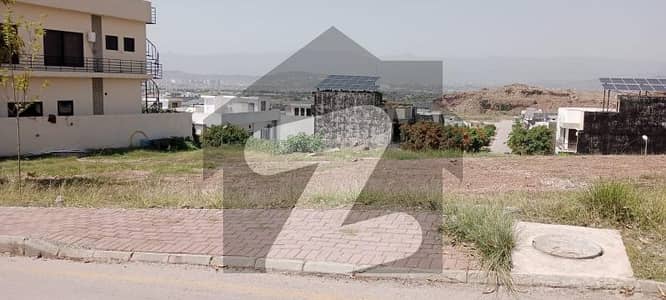 In Bahria Enclave - Sector N 10 Marla Boulevard Residential Plot For sale