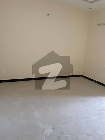 ڈی ۔ 12 اسلام آباد میں 6 کمروں کا 10 مرلہ مکان 4.0 لاکھ میں کرایہ پر دستیاب ہے۔