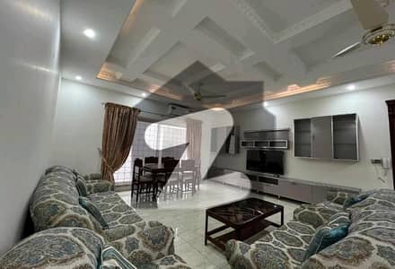 بحریہ ٹاؤن جاسمین بلاک بحریہ ٹاؤن سیکٹر سی,بحریہ ٹاؤن,لاہور میں 2 کمروں کا 1 کنال بالائی پورشن 1.3 لاکھ میں کرایہ پر دستیاب ہے۔