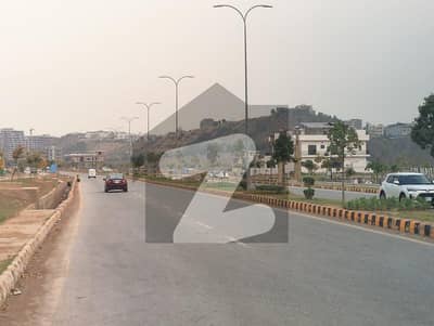 ڈی ایچ اے ڈیفینس فیز 4 ڈی ایچ اے ڈیفینس,اسلام آباد میں 4 مرلہ کمرشل پلاٹ 3.25 کروڑ میں برائے فروخت۔