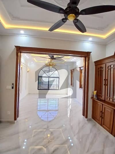 60*100 24 Marla Brand New Upper Portion Available Rent G-14/4