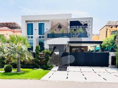 1 Kanal Ultra Modren Luxury Fu4nishe bunglow for Rent phase 5 DHA Lahore