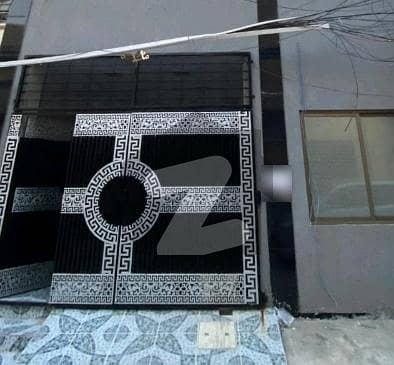 کیولری گراؤنڈ لاہور میں 6 کمروں کا 6 مرلہ مکان 3.25 کروڑ میں برائے فروخت۔