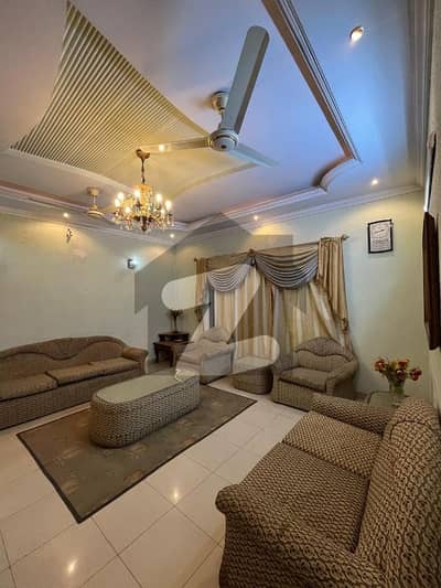 واپڈا ٹاؤن فیز 1 واپڈا ٹاؤن,لاہور میں 8 کمروں کا 1 کنال مکان 6.3 کروڑ میں برائے فروخت۔