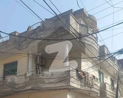 Get Your Hands On Corner House In Marghzar Officers Colony Best Area