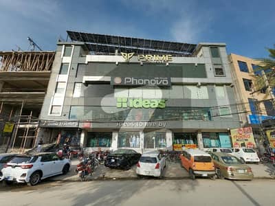 مری روڈ راولپنڈی میں 11 کمروں کا 9 مرلہ دفتر 6.5 لاکھ میں کرایہ پر دستیاب ہے۔