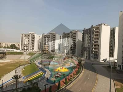 10 MARLA 3 BEDROOMS APARTMENT AVAILABLE FOR RENT