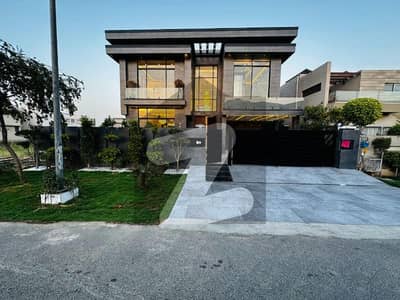 100% Orginal Pic 1 Kanal Brand New Luxurious Beautiful Spanish Design Villa With Solar System For Rent In DHA Lahore Phase 6 Prime Location