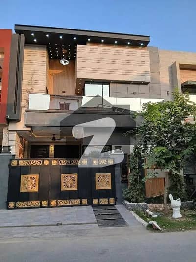 5 Marla House With Gas Available For Rent In Bahria Town Lahore