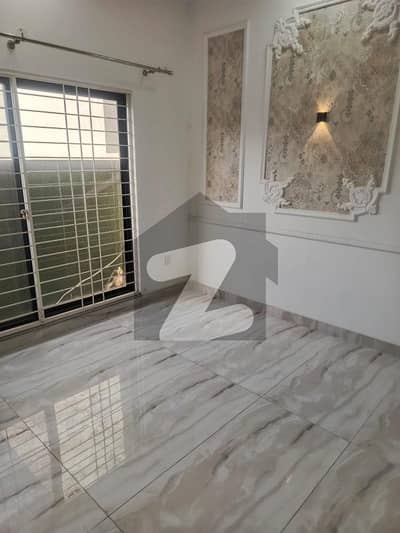 ڈی ایچ اے 11 رہبر سیکٹر 2 ڈی ایچ اے 11 رہبر,لاہور میں 3 کمروں کا 5 مرلہ مکان 1.1 لاکھ میں کرایہ پر دستیاب ہے۔