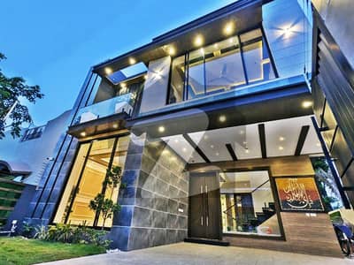 ڈی ایچ اے فیز 4 - بلاک ڈبل جی فیز 4,ڈیفنس (ڈی ایچ اے),لاہور میں 4 کمروں کا 10 مرلہ مکان 1.65 لاکھ میں کرایہ پر دستیاب ہے۔