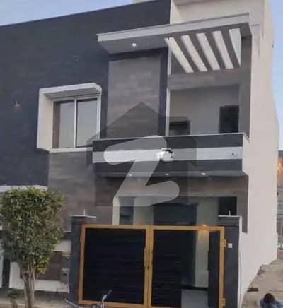 فیصل ہلز اسلام آباد میں 4 کمروں کا 5 مرلہ مکان 2.25 کروڑ میں برائے فروخت۔