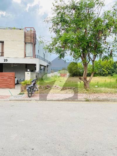 Bahria Enclave Islamabad Sector B Park Face Kanal Plot Available For Sale
