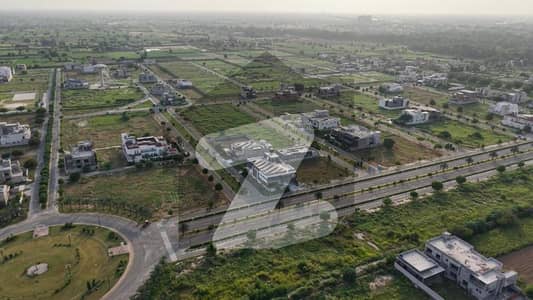 وادی ستارہ لاہور ۔ شیخوپورہ ۔ فیصل آباد روڈ,فیصل آباد میں 1 کنال رہائشی پلاٹ 4.0 کروڑ میں برائے فروخت۔