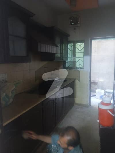 lower portion for rent G13/1