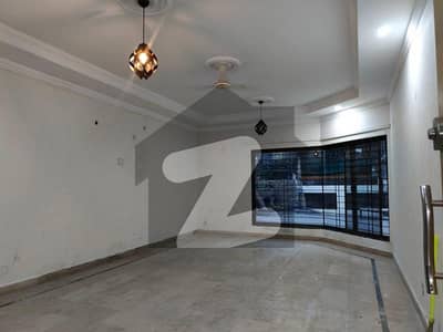 2 Kanal Double Storey Brand New Corporation Office For Rent At Main Boulevard Gulberg 3 Lahore