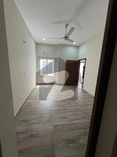 10 Marla Upper Portion Available For Rent In LDA