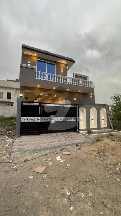 نیو سٹی- بلاک ای نیو سٹی,واہ میں 3 کمروں کا 5 مرلہ مکان 1.15 کروڑ میں برائے فروخت۔