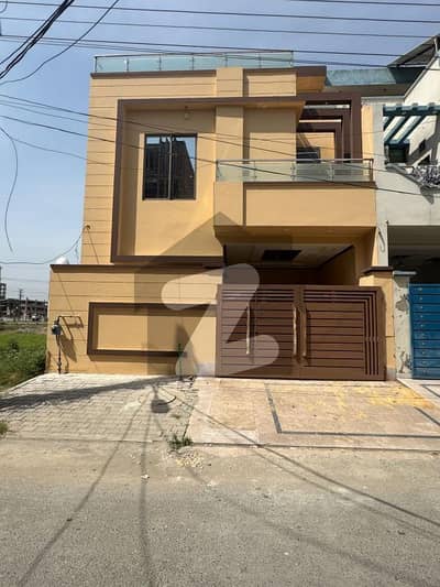 PRIME LOCATED 5 MARLA HOUSE FOR SALE