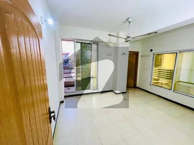 2 BED FLAT FOR RENT F-17 ISLAMABAD ALL FACILITY AVAILABLE CDA PPROVED SECTOR