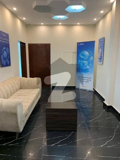 ماڈل ٹاؤن لاہور میں 11 مرلہ Studio دفتر 5.0 لاکھ میں کرایہ پر دستیاب ہے۔