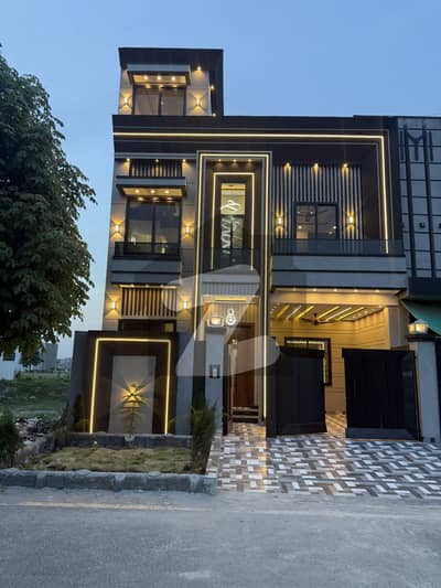 5 Marla Luxury House Available For Sale in Citi Housing Sialkot