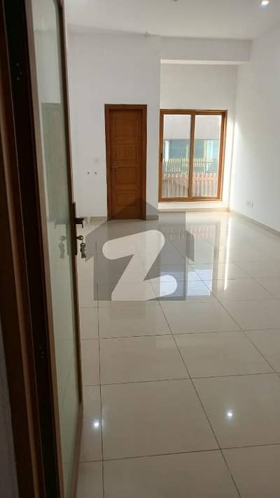 پاک لینڈ سکوئر جی ۔ 8,اسلام آباد میں 2 مرلہ Studio دفتر 1.0 لاکھ میں کرایہ پر دستیاب ہے۔