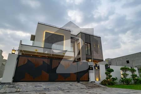 Luxury 1 Kanal Upper Portion For Rent DHA Phase 5, Lahore
