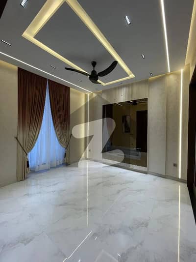 1 Kanal Like New Upper Portion For Rent In DHA Phase 2