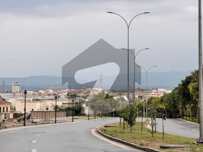 Emaar canyon Views 4 bedroom villa for immediate sale 25.5 Marla dha 5 sector E Islamabad